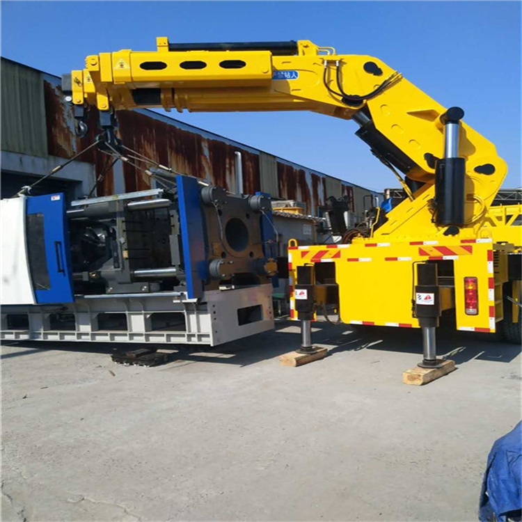 五指山 大吨位折臂吊出租费用解析：一小时租赁多少钱